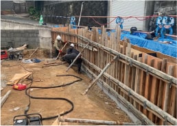 重力式擁壁設置工事before